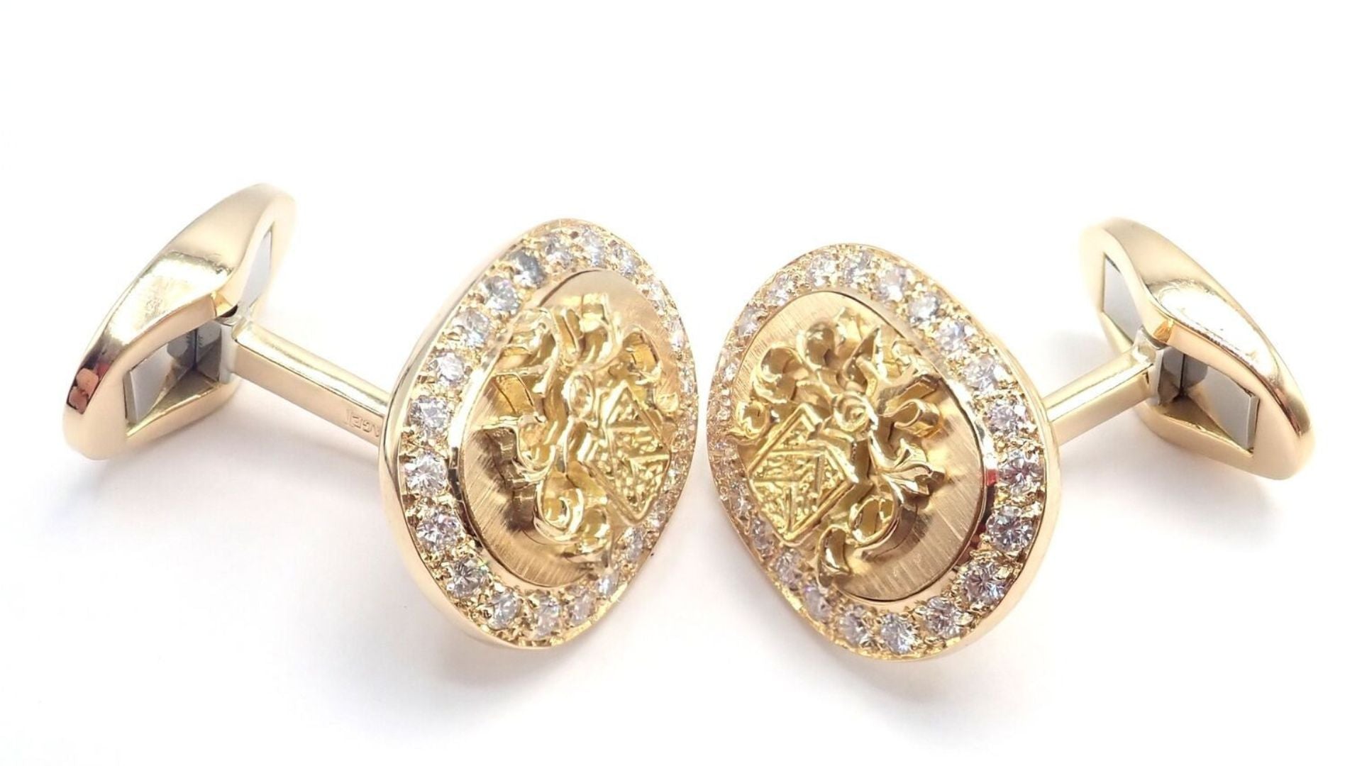 The Power of Details: How an American Executive Found His Signature Look with Ezeia’s Dose Cufflinks