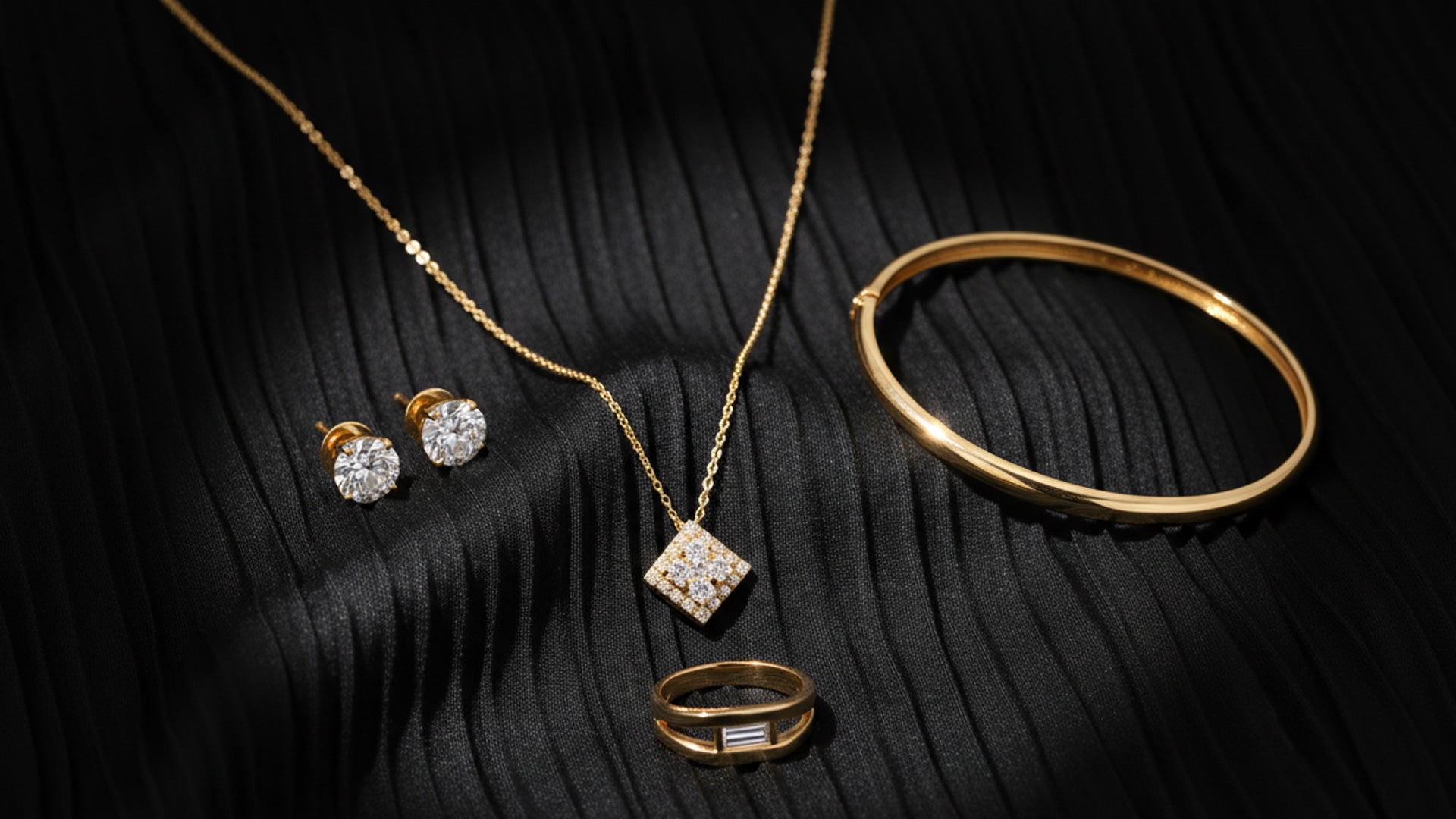 How to Buy Luxury Jewelry in Dubai Without Regret | A Human-Centered Guide for Smart Buyers &amp; Global Collectors – Ezeia Jewelry