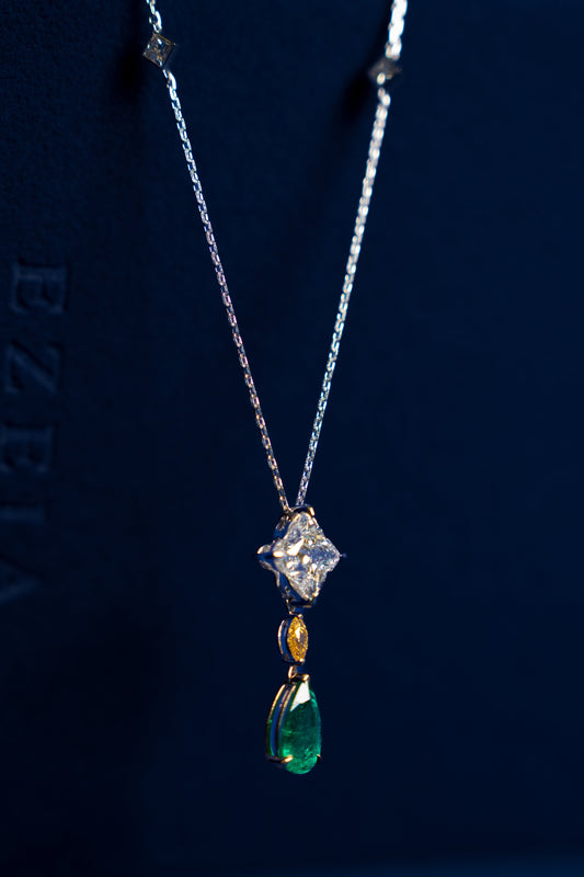Verdant Star Necklace